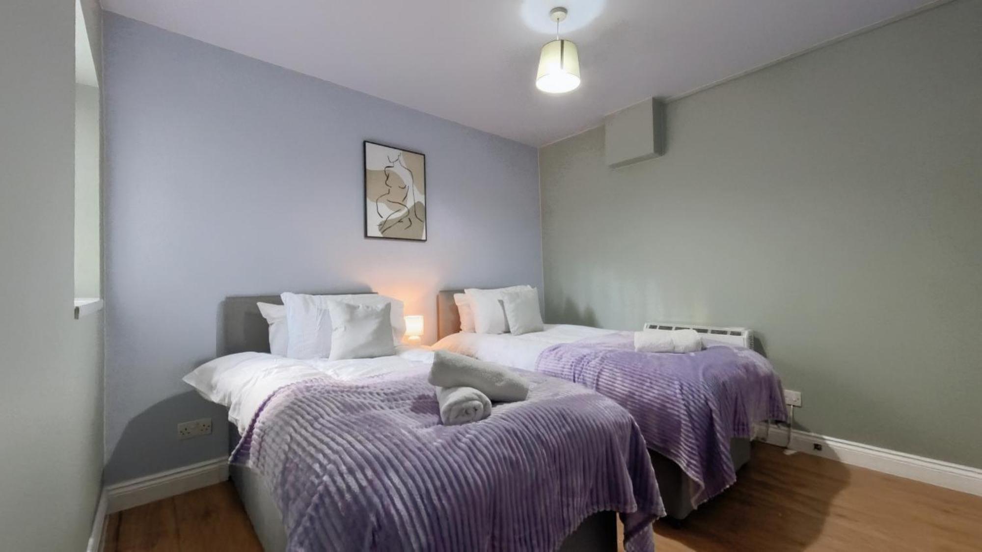 Group Bookings: Up To 30 Guests Across 5 Spacious Flats! Keyless Access Free Wifi & Parking Birmingham Exteriér fotografie