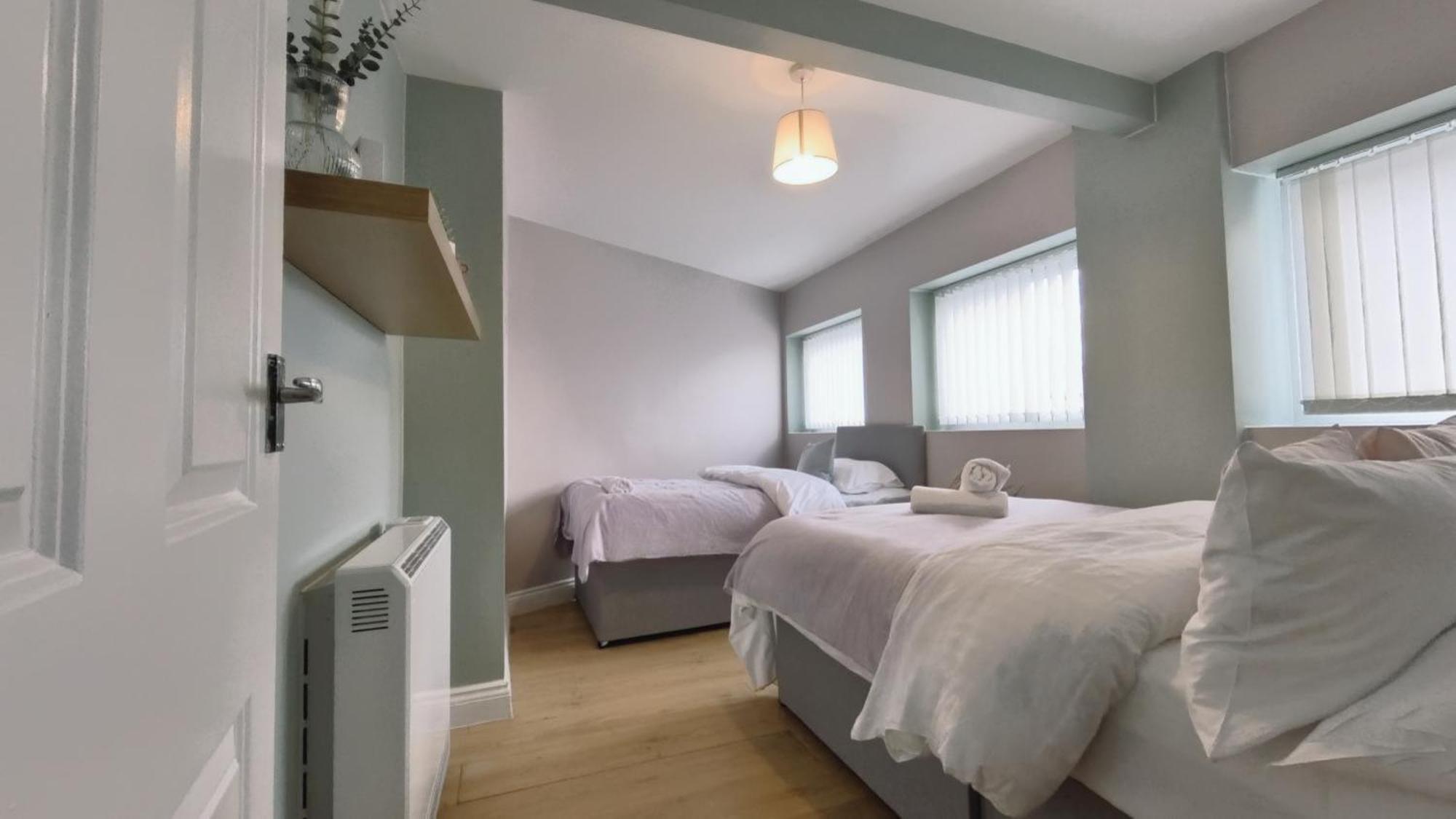 Group Bookings: Up To 30 Guests Across 5 Spacious Flats! Keyless Access Free Wifi & Parking Birmingham Exteriér fotografie
