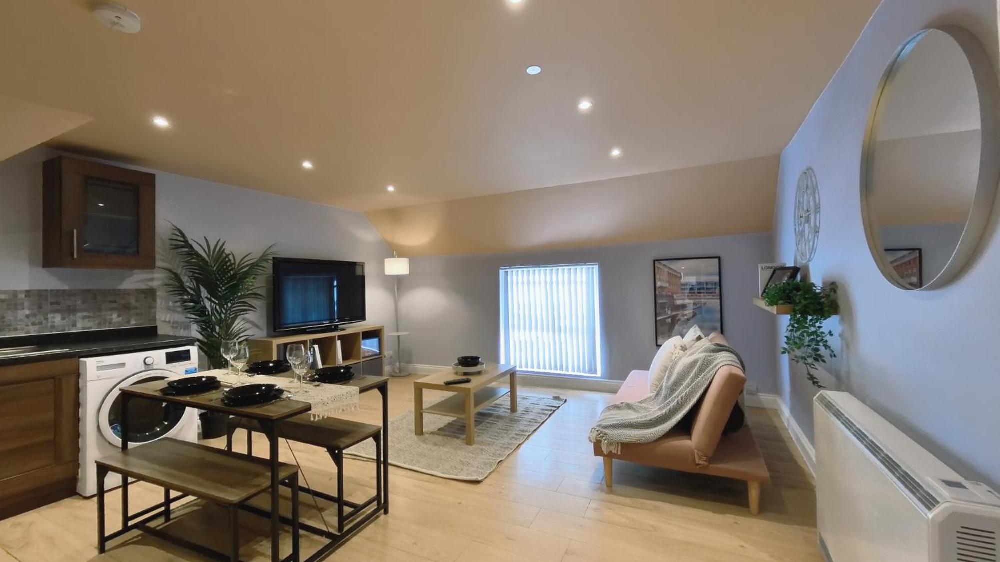 Group Bookings: Up To 30 Guests Across 5 Spacious Flats! Keyless Access Free Wifi & Parking Birmingham Exteriér fotografie