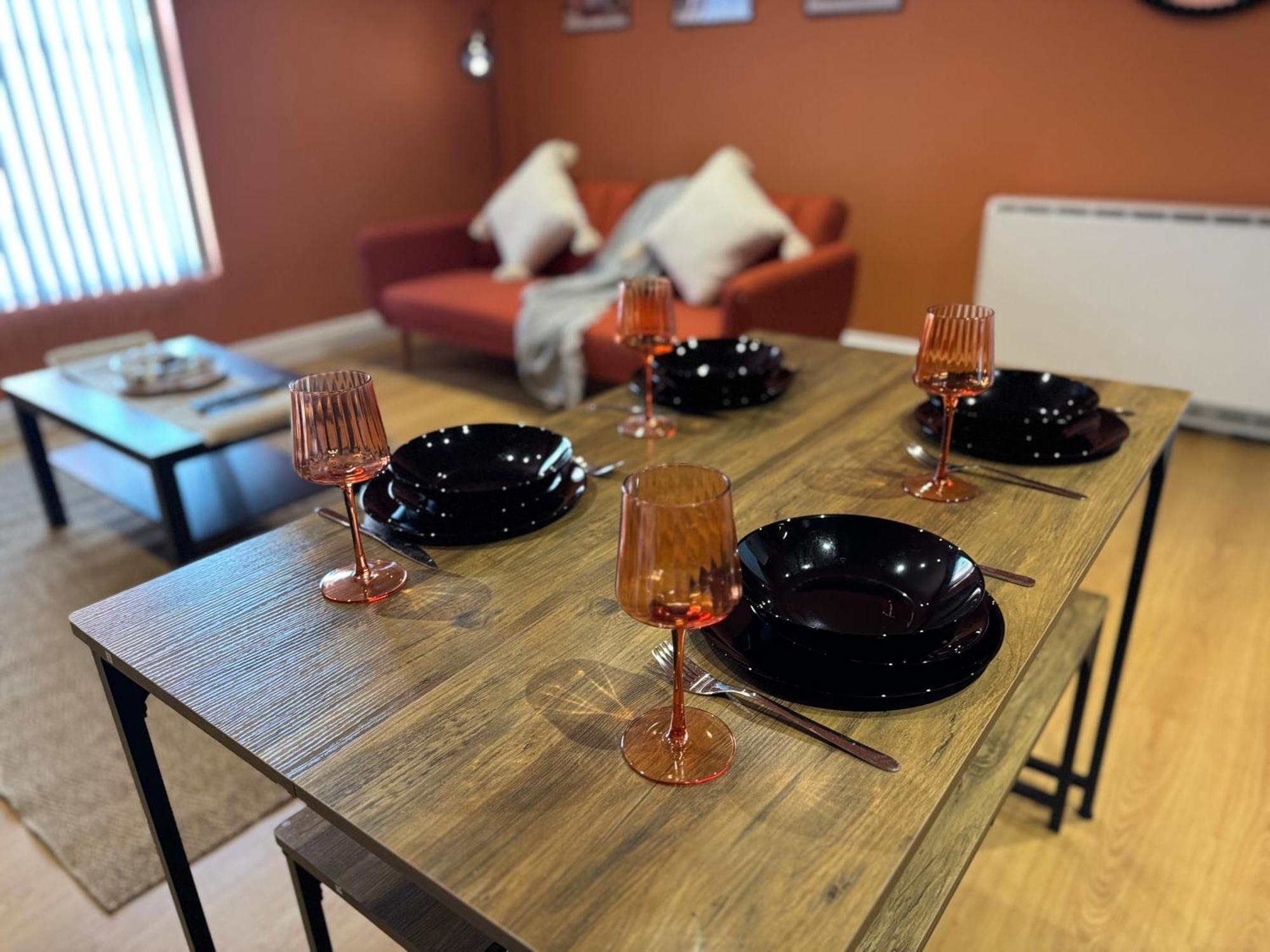 Group Bookings: Up To 30 Guests Across 5 Spacious Flats! Keyless Access Free Wifi & Parking Birmingham Exteriér fotografie